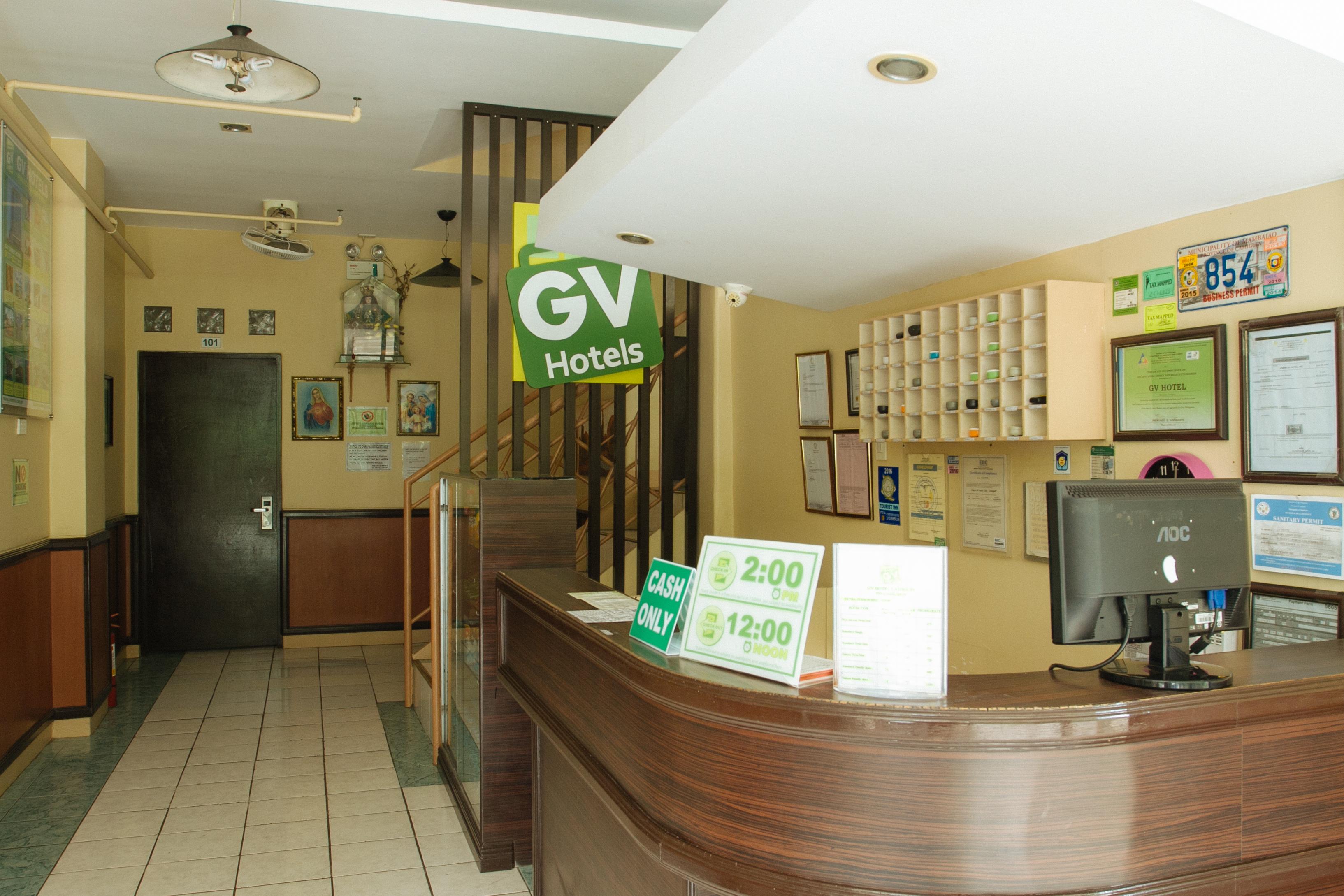 Gv Hotel - Camiguin Мамбахао Экстерьер фото