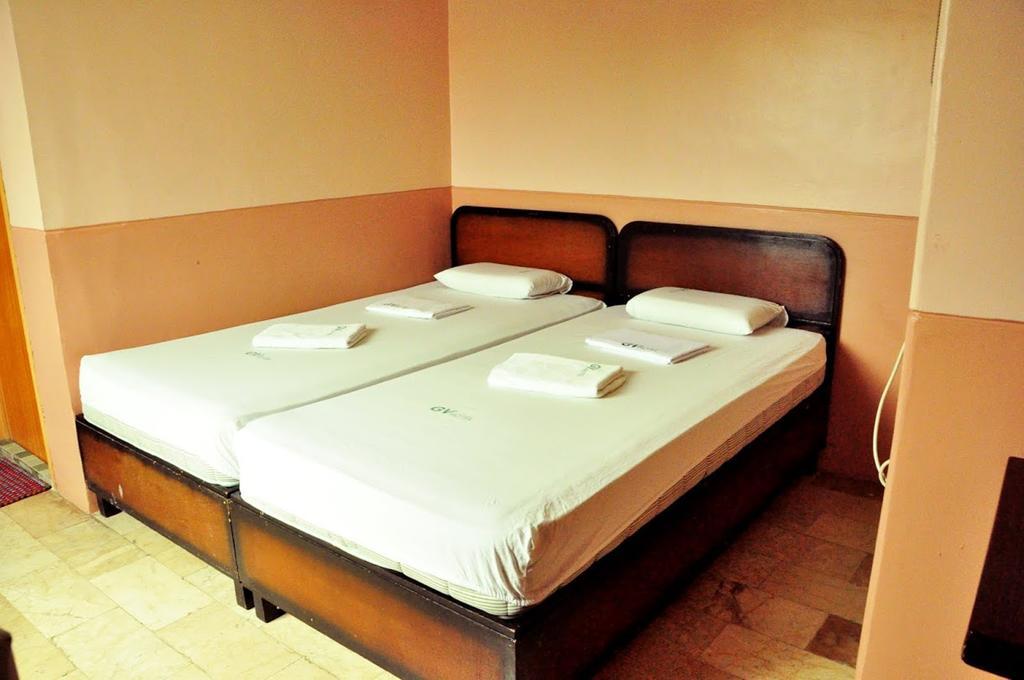 Gv Hotel - Camiguin Мамбахао Номер фото