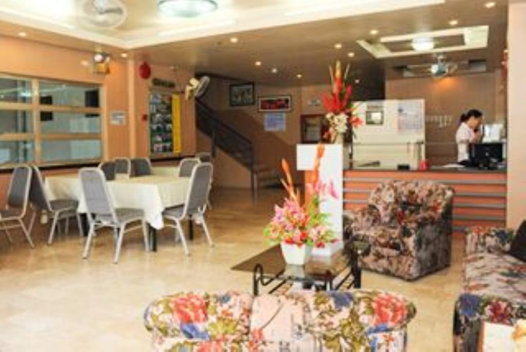 Gv Hotel - Camiguin Мамбахао Экстерьер фото